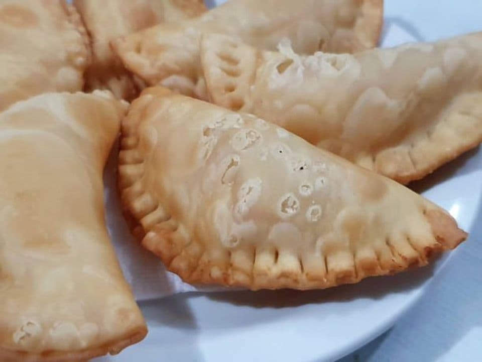 Resep Kue Lebaran: Pastel Kering Isi Abon, Renyah dan Tidak Alot