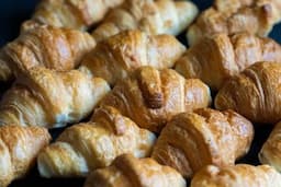 Resep dan Ide Bisnis Croissant Puff Pastry yang Enak dan Anti Gagal